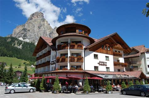 table hotel corvara|Hotel Corvara in Alta Badia .